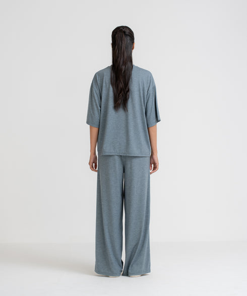 Women's LuxeLight Straight Fit Pants